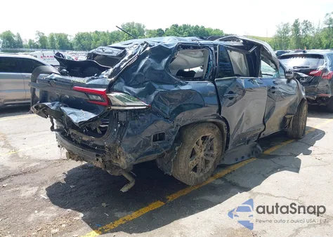 2024 Toyota Grand Highlander Limited из США, поврежденный, VIN 5TDAAAB52RS069010